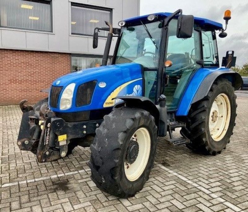 Traktor Türe ait New Holland T5060, Gebrauchtmaschine içinde Wierden (resim 1)