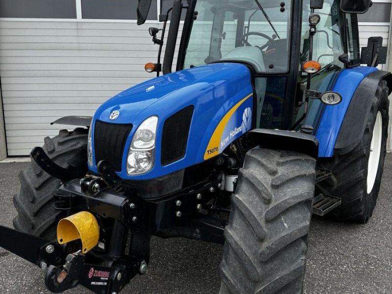 Traktor του τύπου New Holland T5070, Gebrauchtmaschine σε Traberg (Φωτογραφία 1)