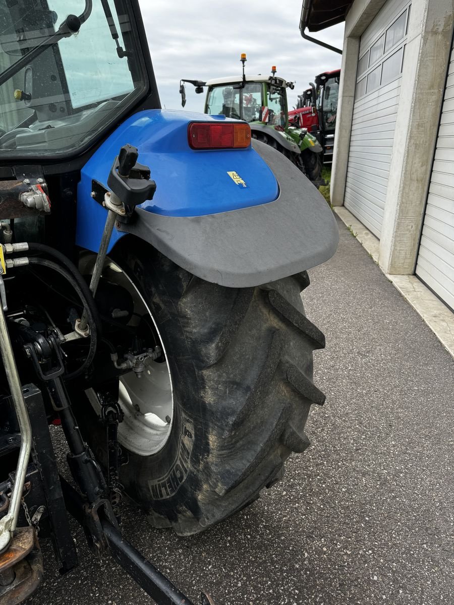 Traktor typu New Holland T5070, Gebrauchtmaschine w Traberg (Zdjęcie 4)