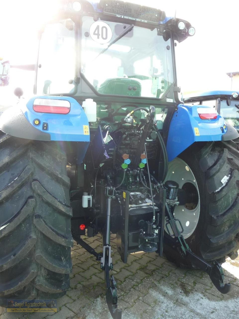 Traktor tipa New Holland T5.100 DC 1.5 CAB, Neumaschine u Rhaunen (Slika 7)