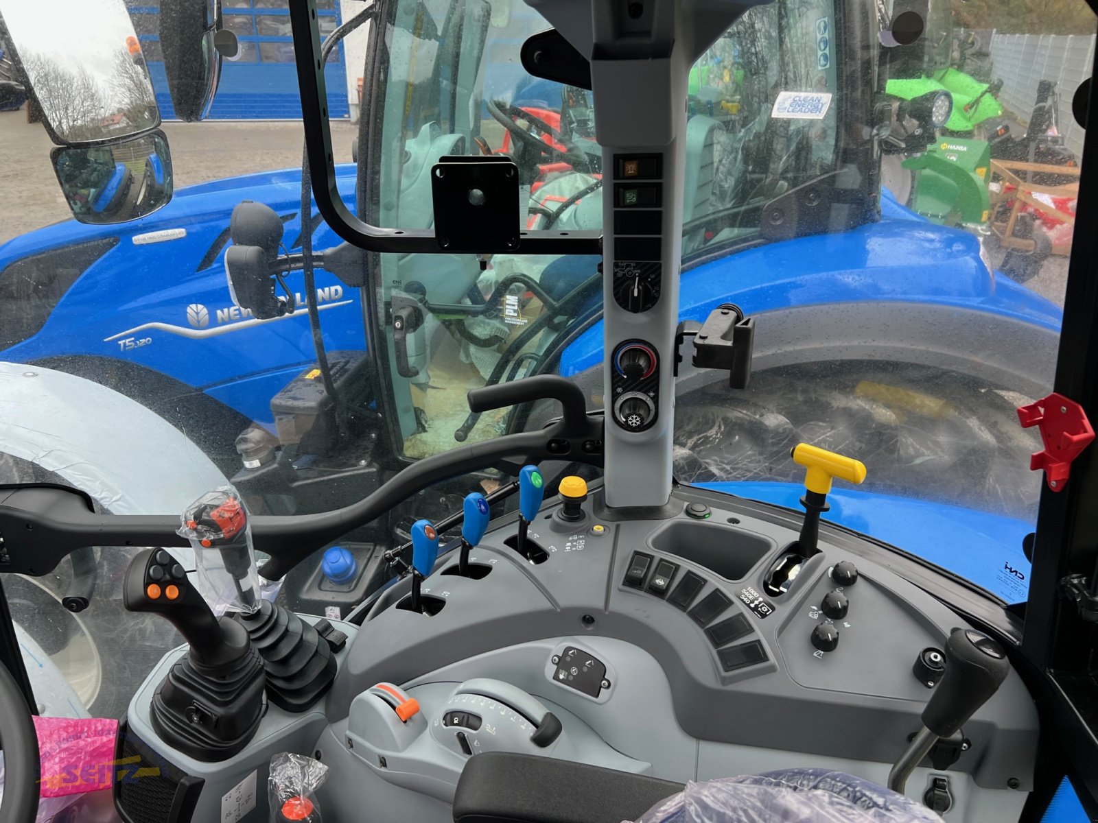 Traktor tipa New Holland T5.100 DC 1.5 HD, Neumaschine u Lindenfels-Glattbach (Slika 4)