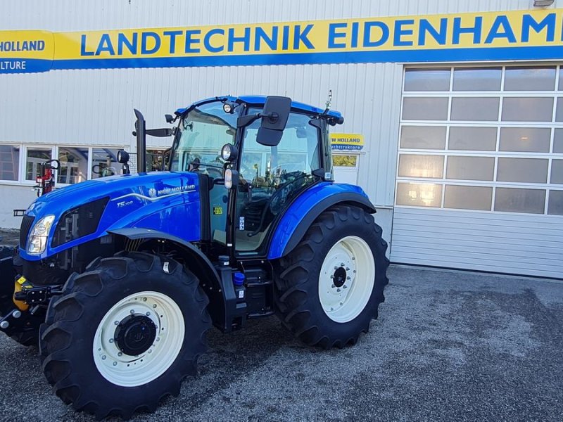 Traktor of the type New Holland T5.100 Dual Command, Neumaschine in Burgkirchen (Picture 1)