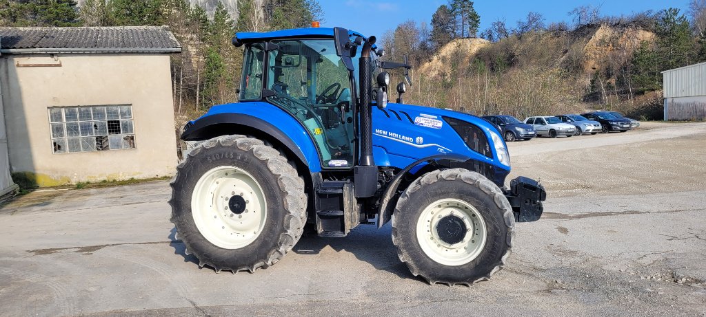 Traktor типа New Holland T5.100 EC, Gebrauchtmaschine в Lérouville (Фотография 4)