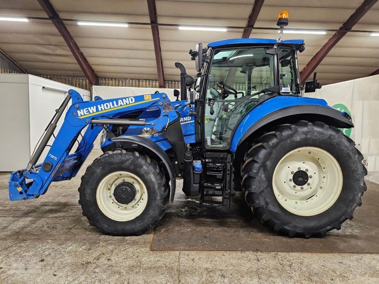 Traktor του τύπου New Holland T5.100 EC, Gebrauchtmaschine σε Pragsdorf (Φωτογραφία 4)