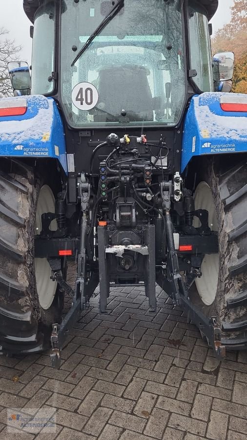 Traktor du type New Holland T5.100 Electro Command, Vorführmaschine en Altenberge (Photo 4)