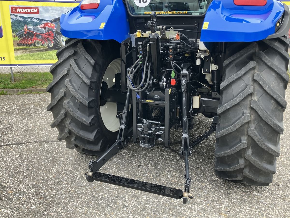 Traktor van het type New Holland T5.100 Electro Command, Gebrauchtmaschine in Villach (Foto 4)