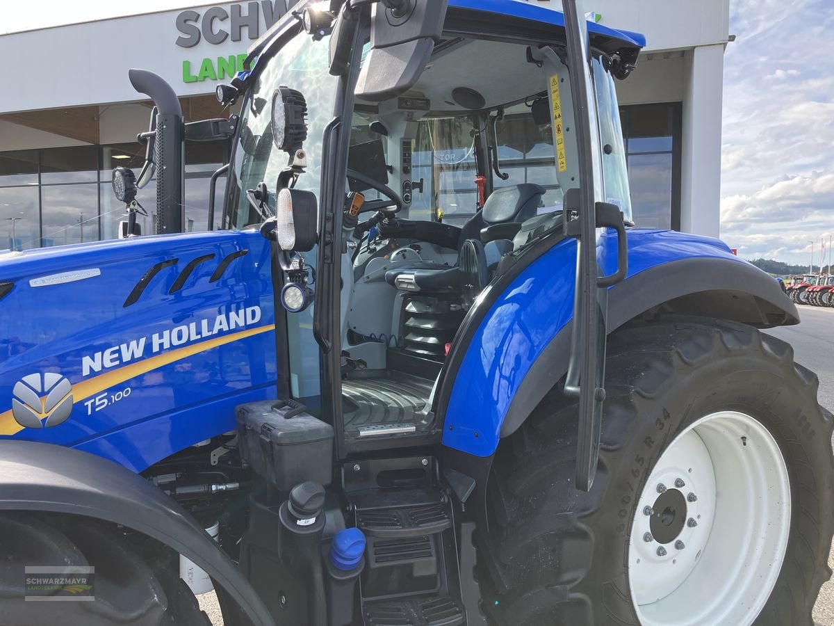 Traktor of the type New Holland T5.100 Electro Command, Gebrauchtmaschine in Gampern (Picture 17)