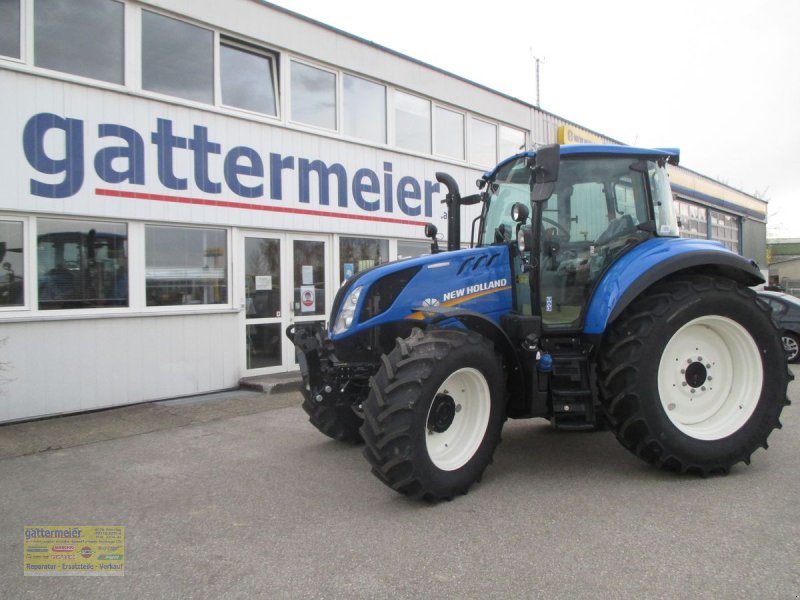 Traktor of the type New Holland T5.100 Electro Command, Gebrauchtmaschine in Eferding (Picture 1)