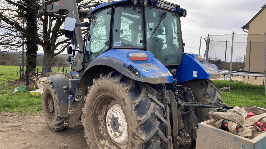 Traktor typu New Holland T5.100 EVOLUTION, Gebrauchtmaschine v TREMEUR (Obrázek 3)