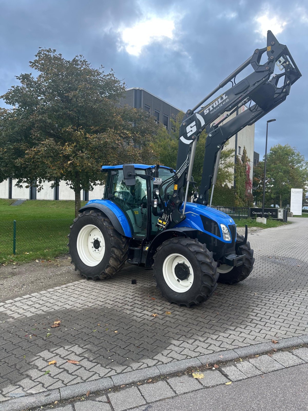 Traktor of the type New Holland T5.100, Gebrauchtmaschine in Malterdingen (Picture 1)