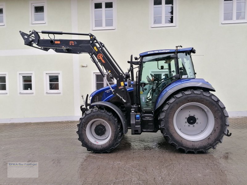 Traktor of the type New Holland T5.100, Gebrauchtmaschine in Obing