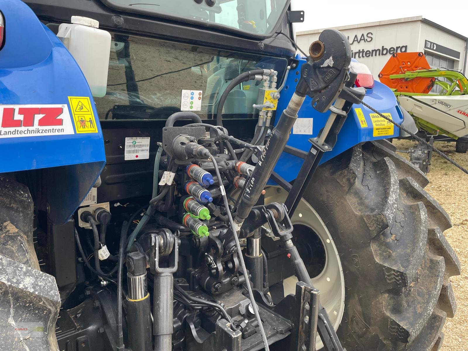 Traktor Türe ait New Holland T5.100, Gebrauchtmaschine içinde Langenau (resim 5)