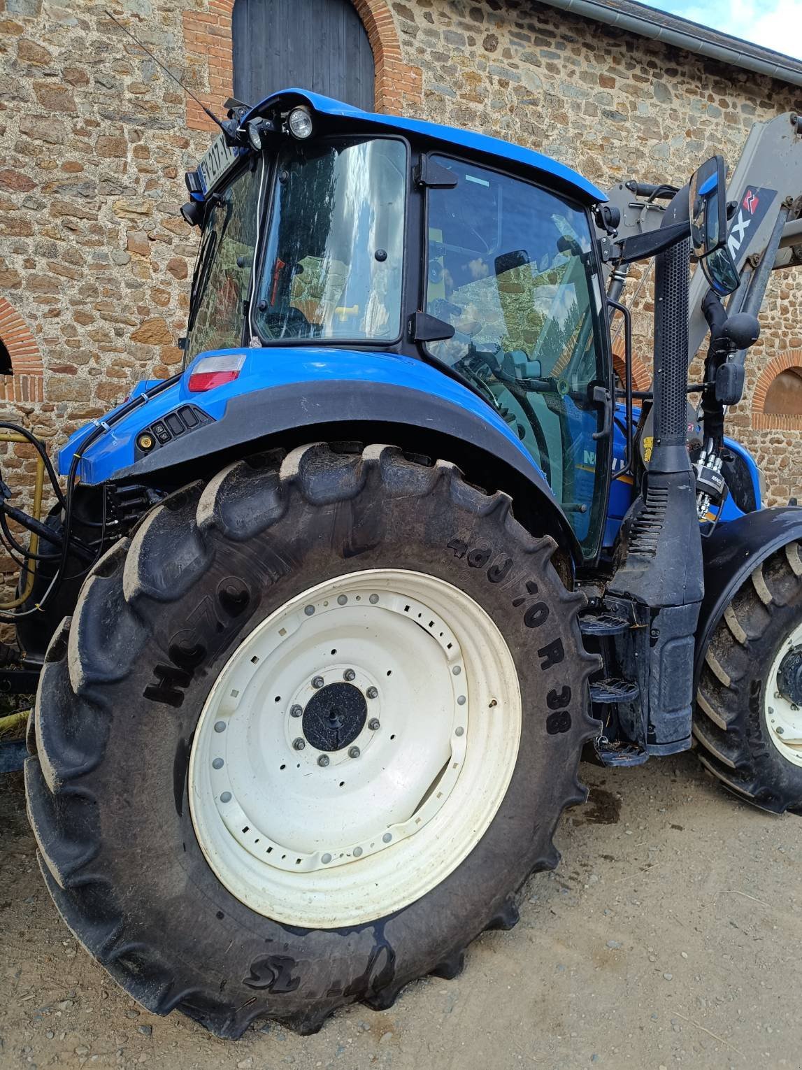 Traktor tip New Holland T5.100EC, Gebrauchtmaschine in Laval (Poză 4)