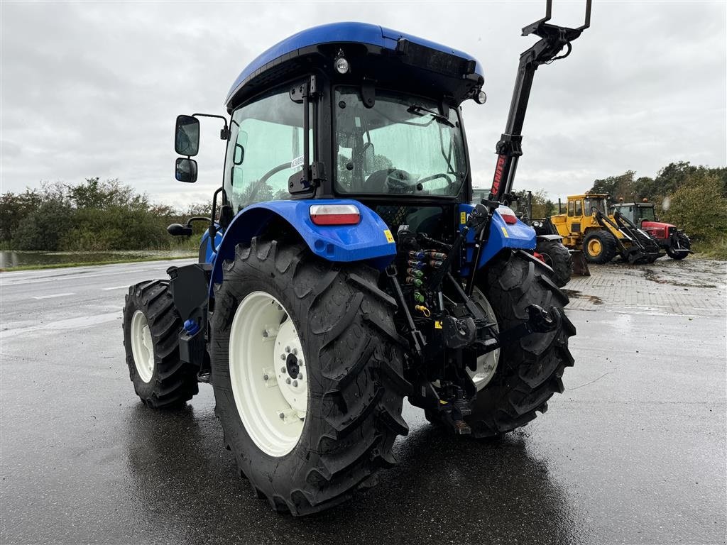 Traktor of the type New Holland T5.100S KUN 500 TIMER!, Gebrauchtmaschine in Nørager (Picture 5)