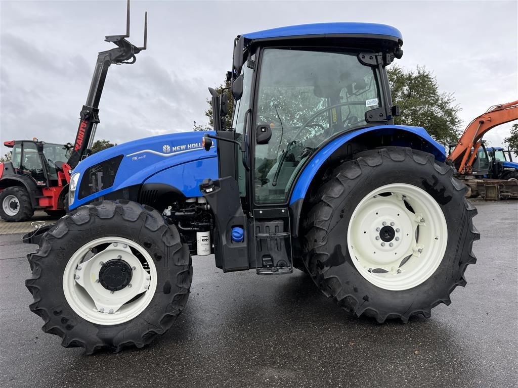 Traktor типа New Holland T5.100S KUN 500 TIMER!, Gebrauchtmaschine в Nørager (Фотография 3)