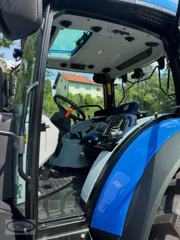 Traktor van het type New Holland T5.100S Synchro Shuttle, Neumaschine in Münzkirchen (Foto 14)