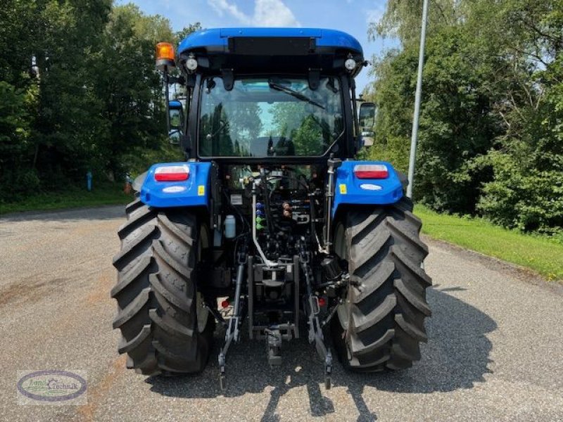 Traktor of the type New Holland T5.100S Synchro Shuttle, Neumaschine in Münzkirchen (Picture 8)