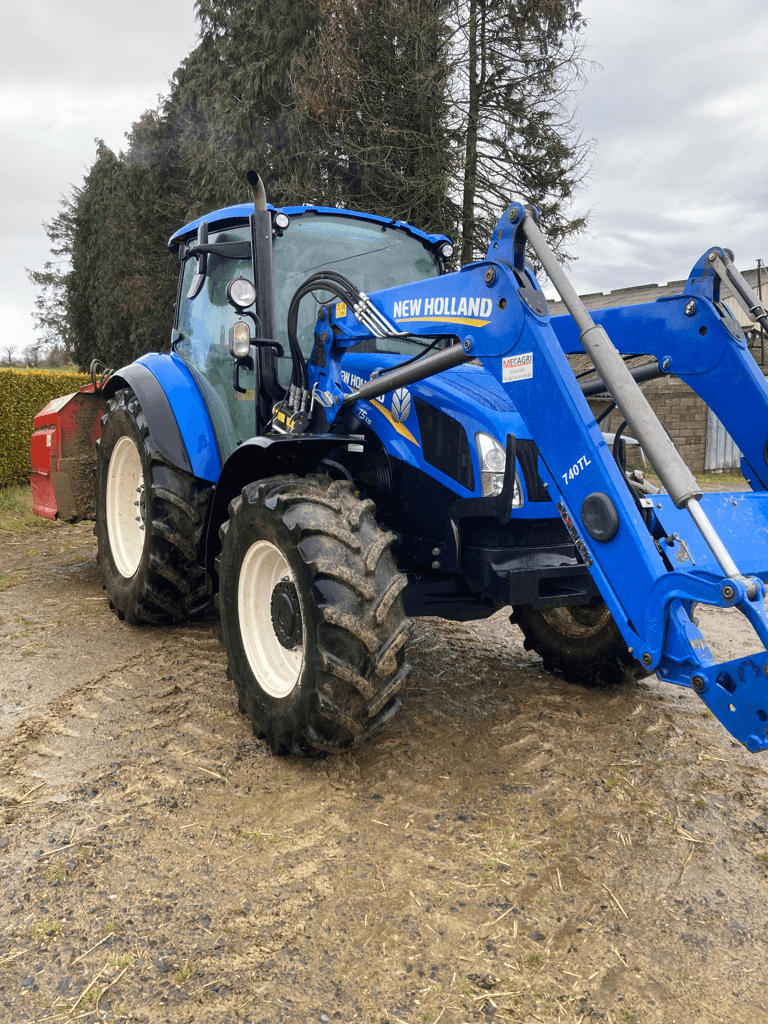 Traktor typu New Holland T5.105 DUAL COMMAND, Gebrauchtmaschine v CONDE SUR VIRE (Obrázok 1)