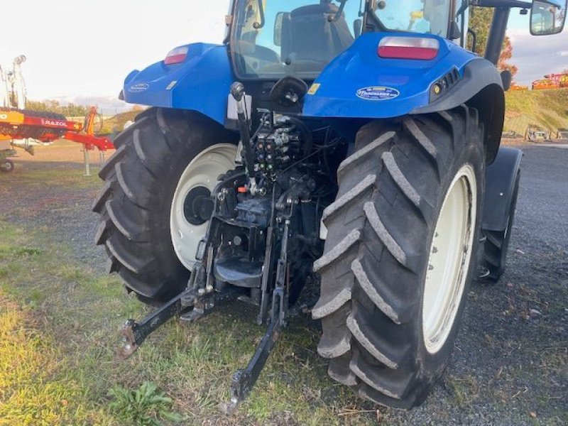 Traktor of the type New Holland T5.105 ELECTRO COMMAND, Gebrauchtmaschine in JOZE (Picture 7)