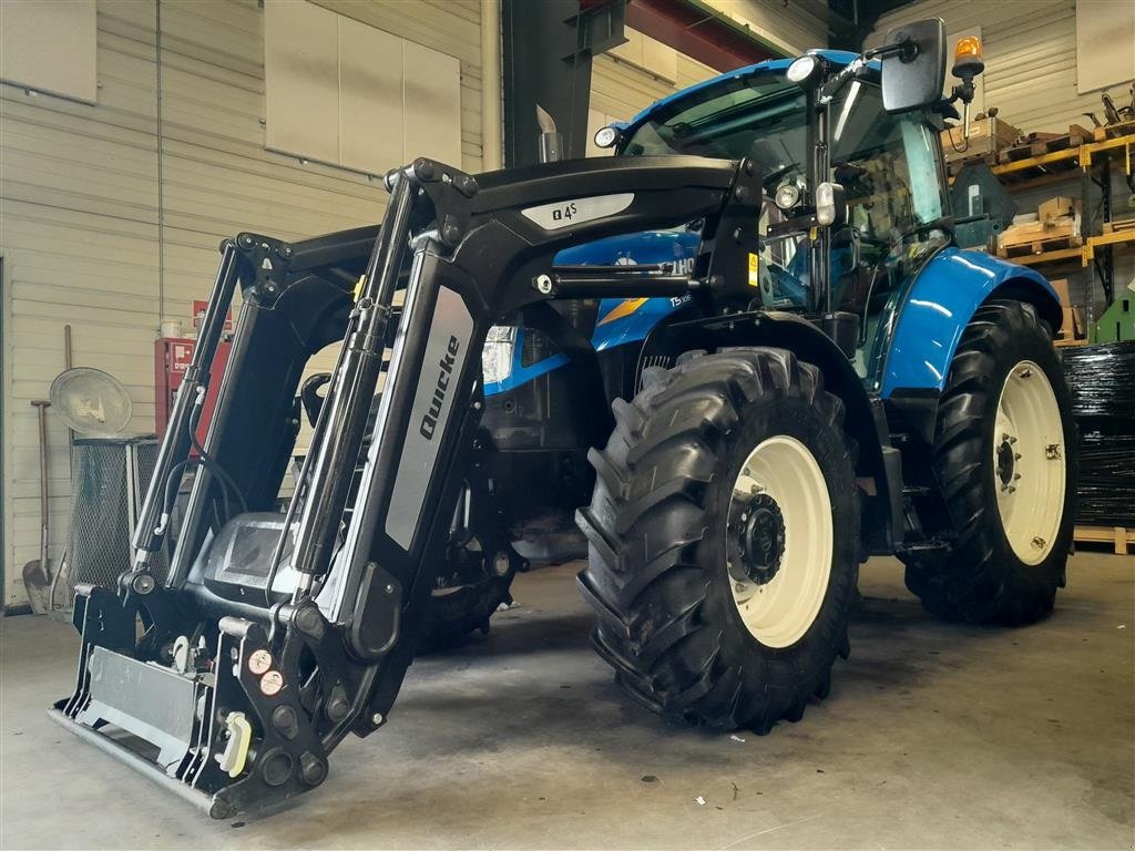 Traktor of the type New Holland T5.105 med frontlæsser, Gebrauchtmaschine in Horsens (Picture 1)