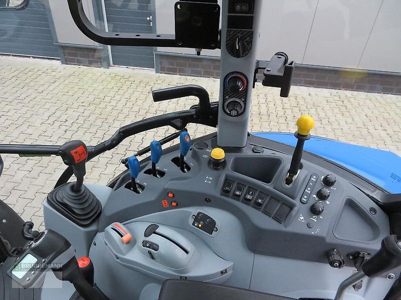 Traktor del tipo New Holland T5.105 mit Industriefrontlader, Druckluftanlage, Klimaanlage, Gebrauchtmaschine en Meppen (Imagen 21)