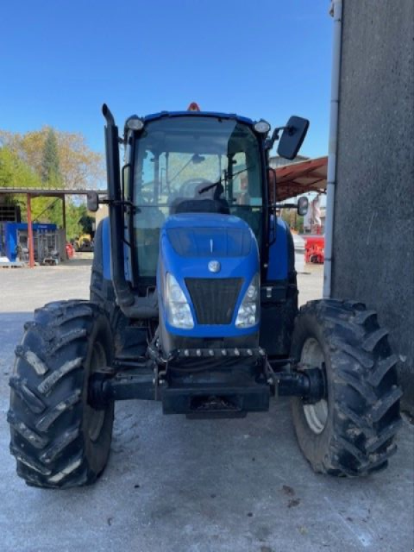 Traktor des Typs New Holland T5.105, Gebrauchtmaschine in CASTRES (Bild 5)