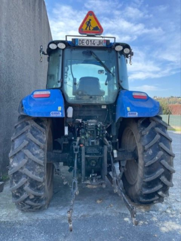 Traktor des Typs New Holland T5.105, Gebrauchtmaschine in CASTRES (Bild 2)