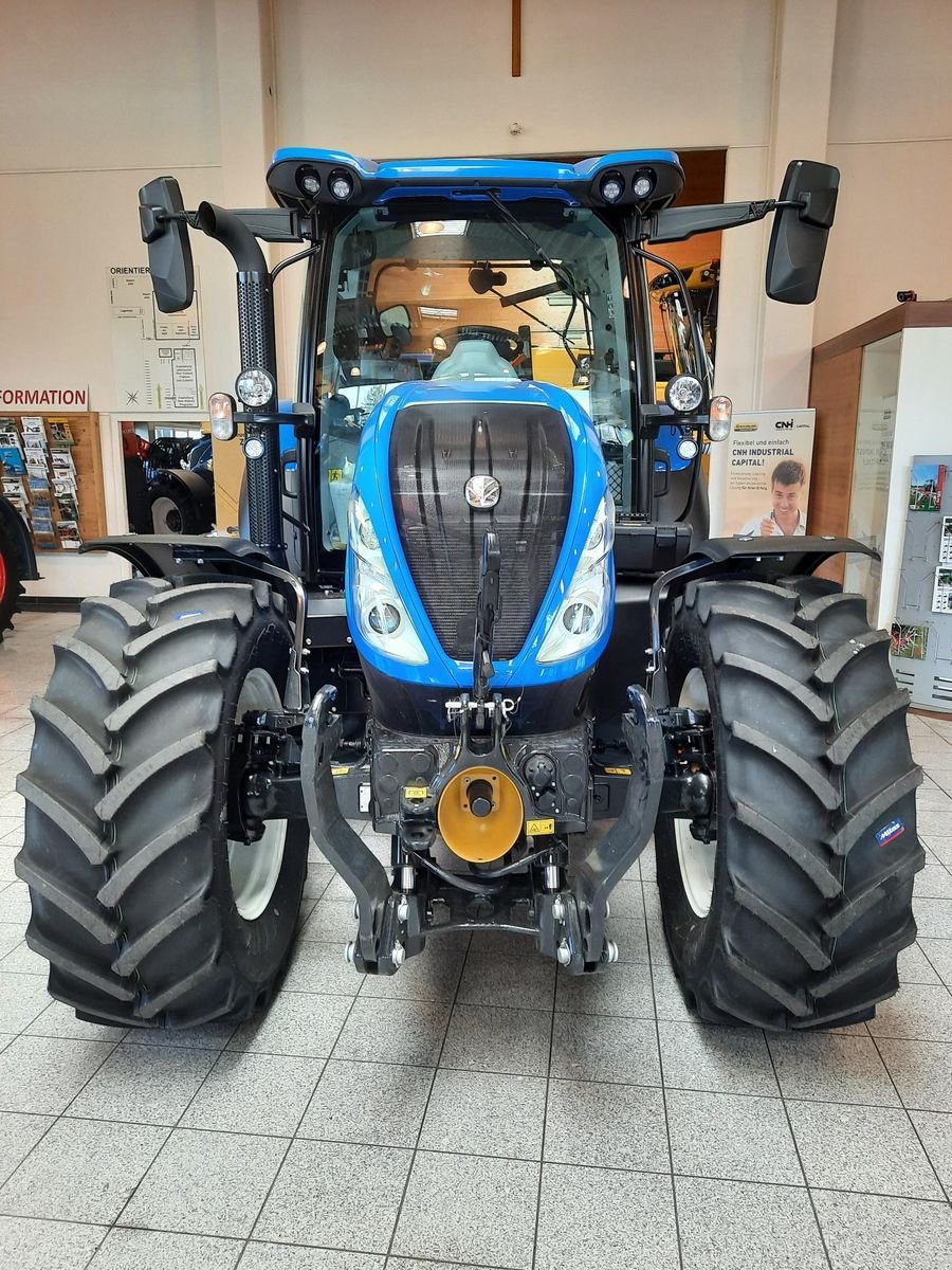 Traktor типа New Holland T5.110 AC (Stage V), Neumaschine в Burgkirchen (Фотография 9)