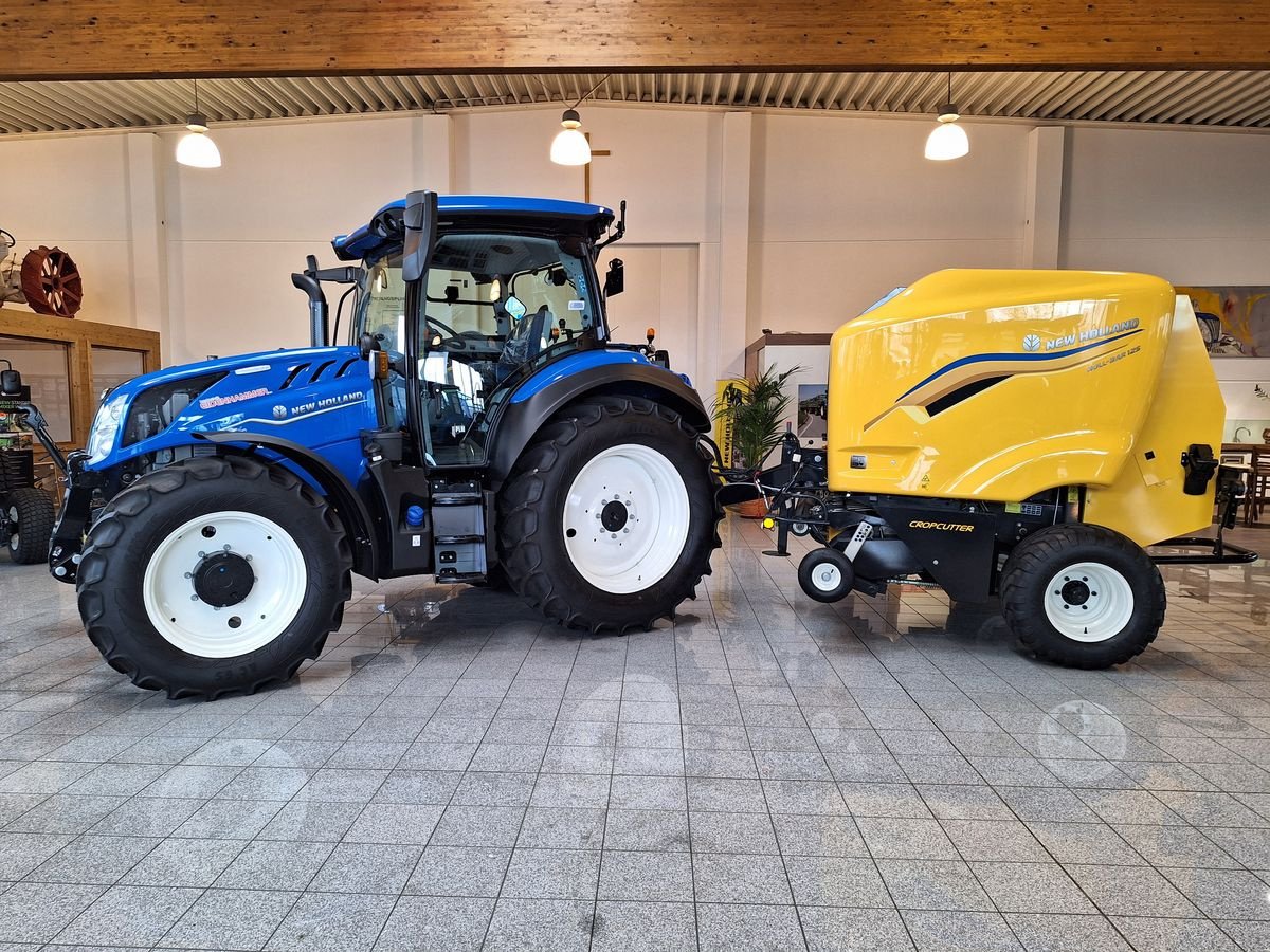 Traktor του τύπου New Holland T5.110 DC (Stage V), Neumaschine σε Burgkirchen (Φωτογραφία 2)