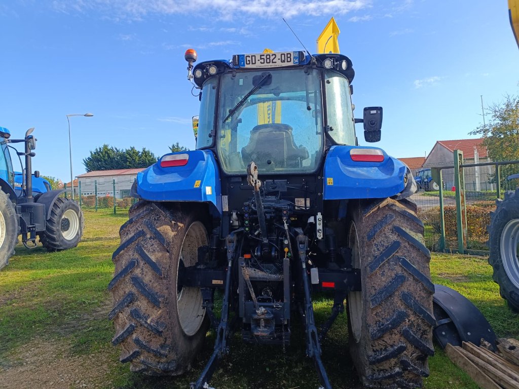 Traktor van het type New Holland T5.110 EC, Gebrauchtmaschine in LIMEY-REMENAUVILLE (Foto 10)