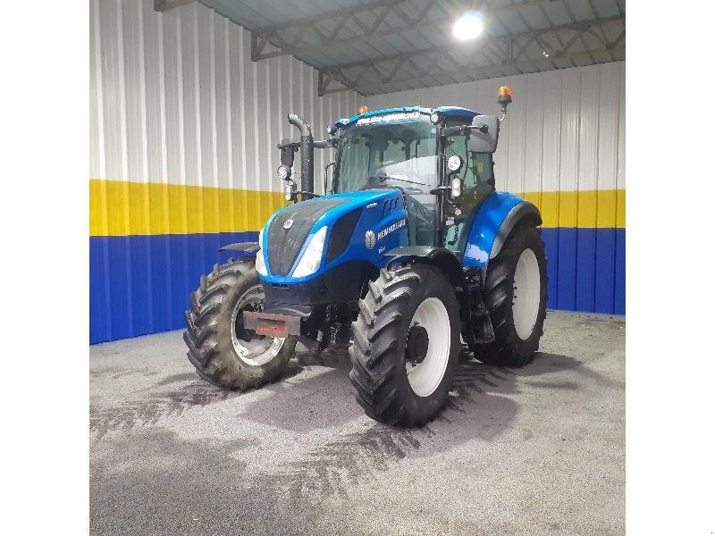 Traktor от тип New Holland T5.110 EL, Gebrauchtmaschine в HERLIN LE SEC (Снимка 1)