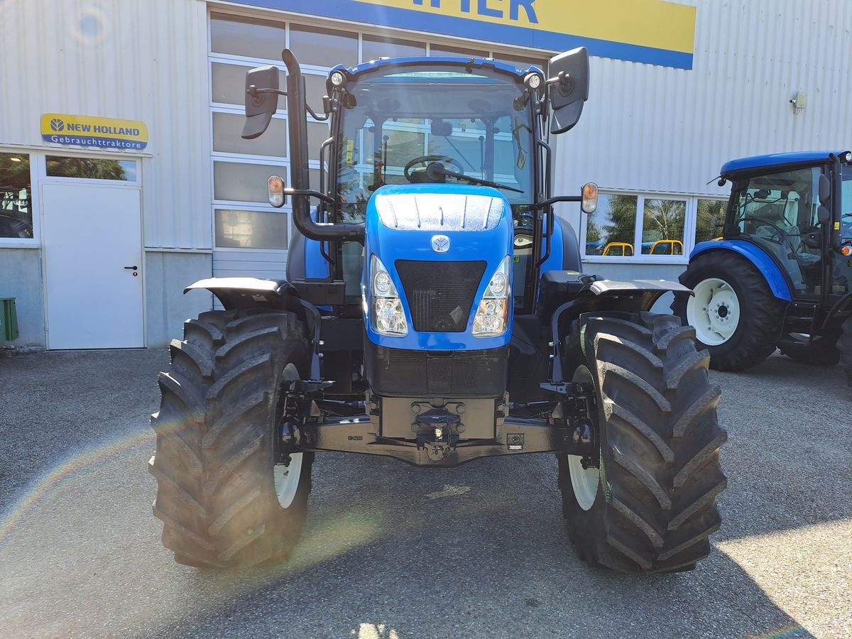 Traktor του τύπου New Holland T5.110 Powershuttle, Vorführmaschine σε Burgkirchen (Φωτογραφία 2)