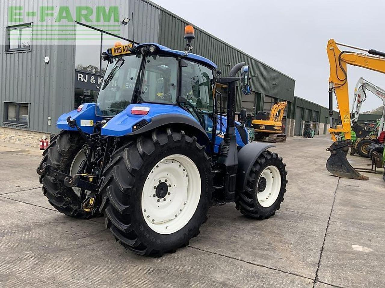 Traktor of the type New Holland t5.110 tractor, Gebrauchtmaschine in SHAFTESBURY (Picture 10)