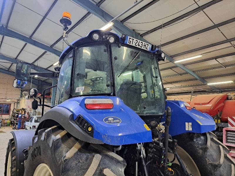 Traktor Türe ait New Holland T5.110, Gebrauchtmaschine içinde SAINT GENEST D'AMBIERE (resim 8)