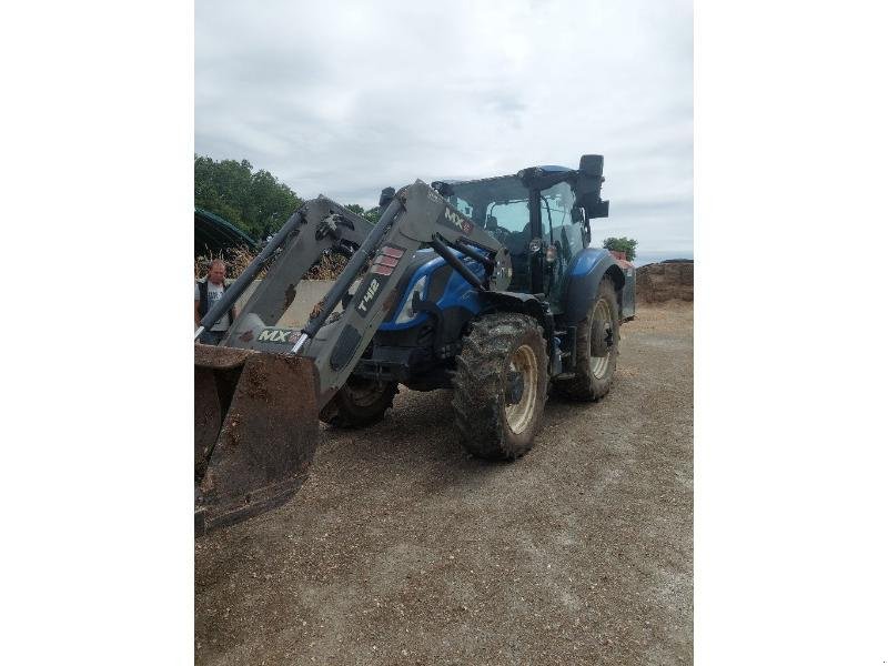 Traktor typu New Holland T5110DYC, Gebrauchtmaschine v PLUMELEC (Obrázek 1)