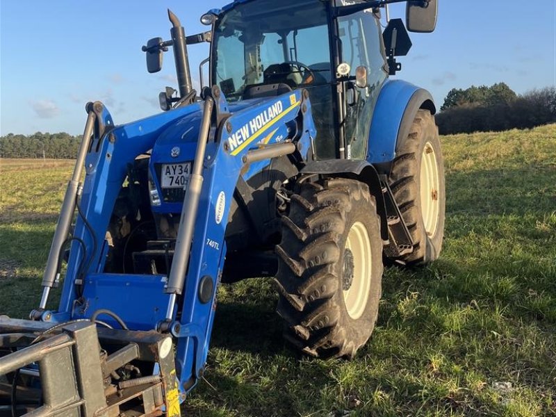 Traktor des Typs New Holland T5.115 EC Med NH 740TL frontlæsser, Gebrauchtmaschine in Roskilde (Bild 1)