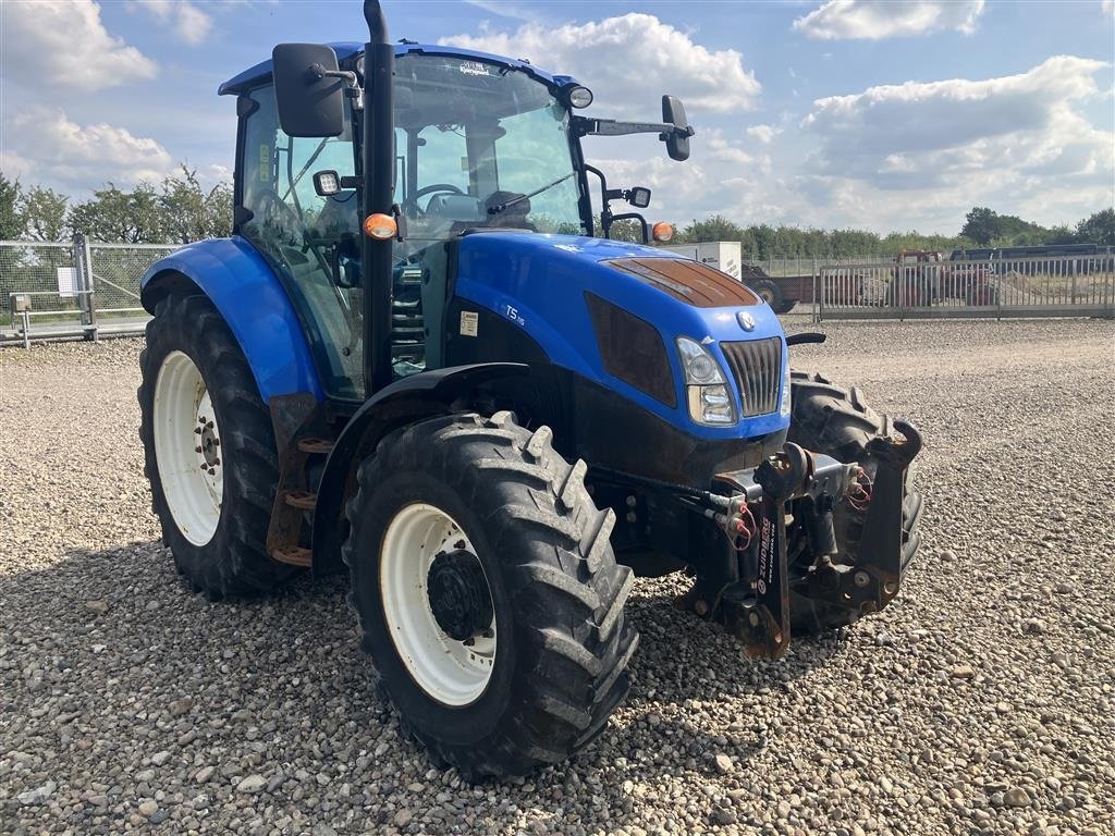 Traktor van het type New Holland T5.115 kun 3300 timer. frontlift, Gebrauchtmaschine in Rødekro (Foto 3)