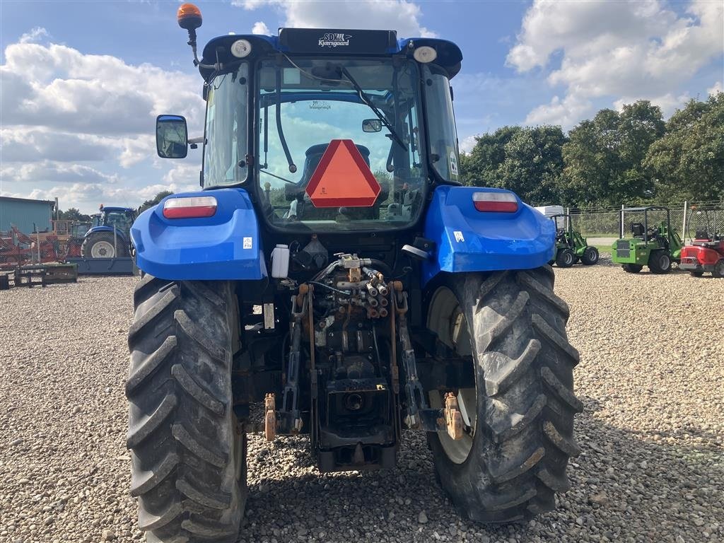 Traktor of the type New Holland T5.115 kun 3300 timer. frontlift, Gebrauchtmaschine in Rødekro (Picture 6)