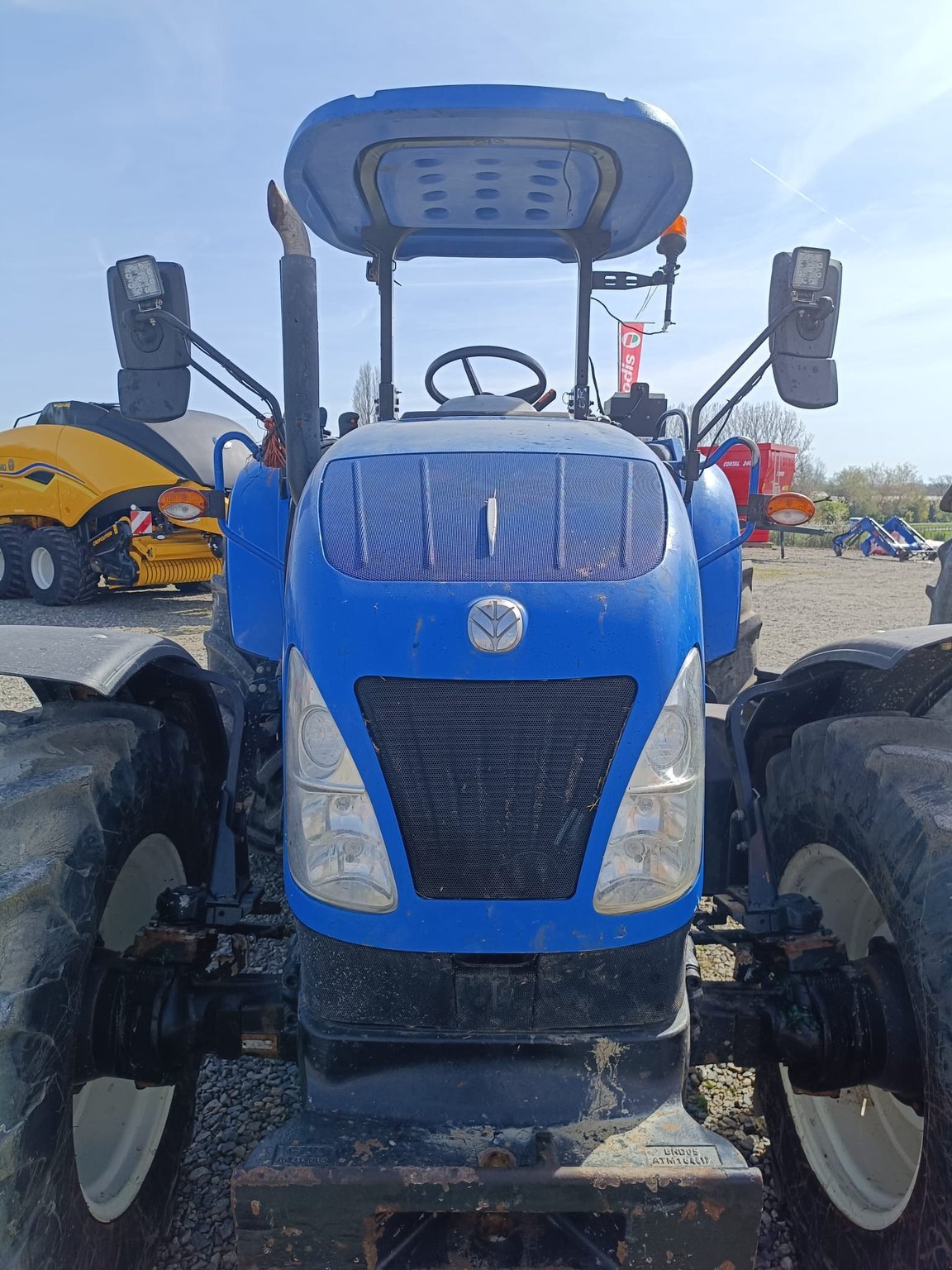 Traktor tip New Holland T5.115DC, Gebrauchtmaschine in Laval (Poză 2)