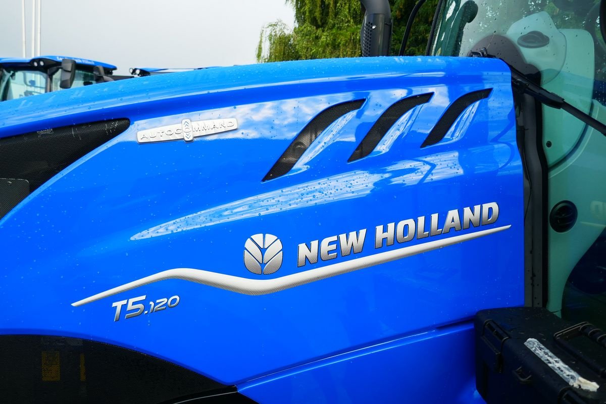 Traktor Türe ait New Holland T5.120 AC (Stage V), Gebrauchtmaschine içinde Villach (resim 4)