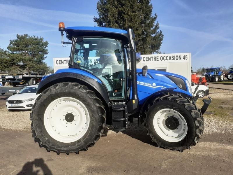 Traktor типа New Holland T5.120 AC, Gebrauchtmaschine в BRAY en Val (Фотография 5)