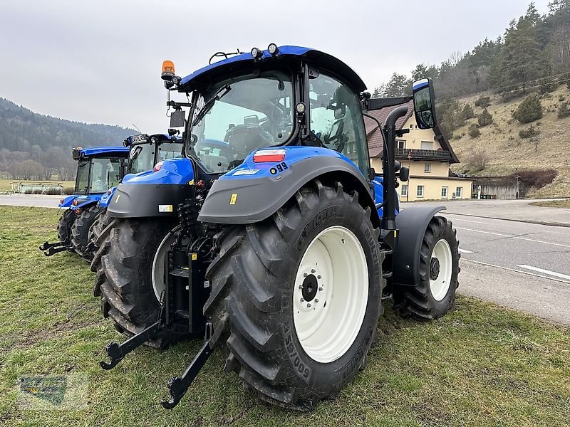 Traktor van het type New Holland T5.120 AutoCommand, Vorführmaschine in Haiterbach (Foto 1)