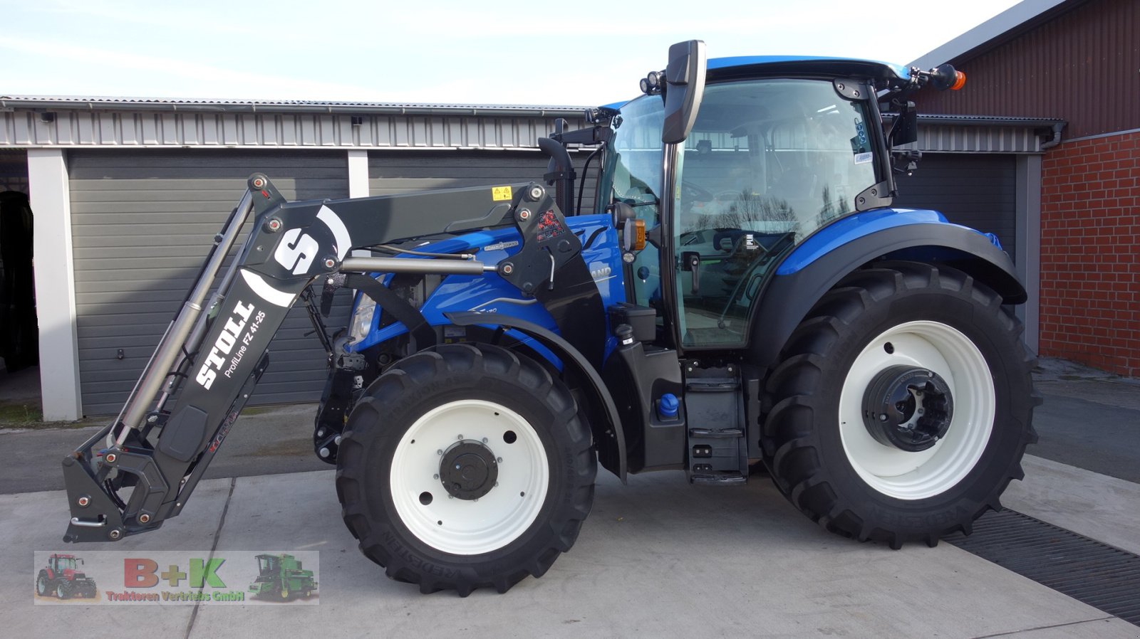 Traktor типа New Holland T5.120 AutoCommand, Gebrauchtmaschine в Kettenkamp (Фотография 2)