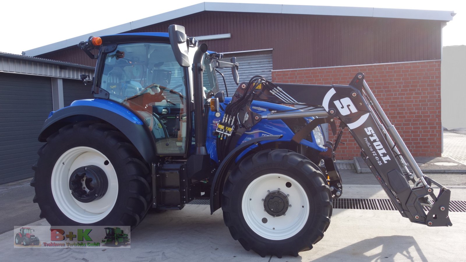 Traktor van het type New Holland T5.120 AutoCommand, Gebrauchtmaschine in Kettenkamp (Foto 7)