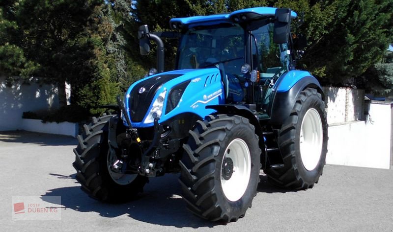 Traktor van het type New Holland T5.120 DC/AC, Neumaschine in Ziersdorf (Foto 9)