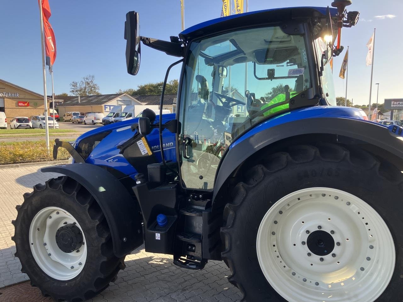 Traktor van het type New Holland T5.120 DC, Gebrauchtmaschine in Farsø (Foto 6)