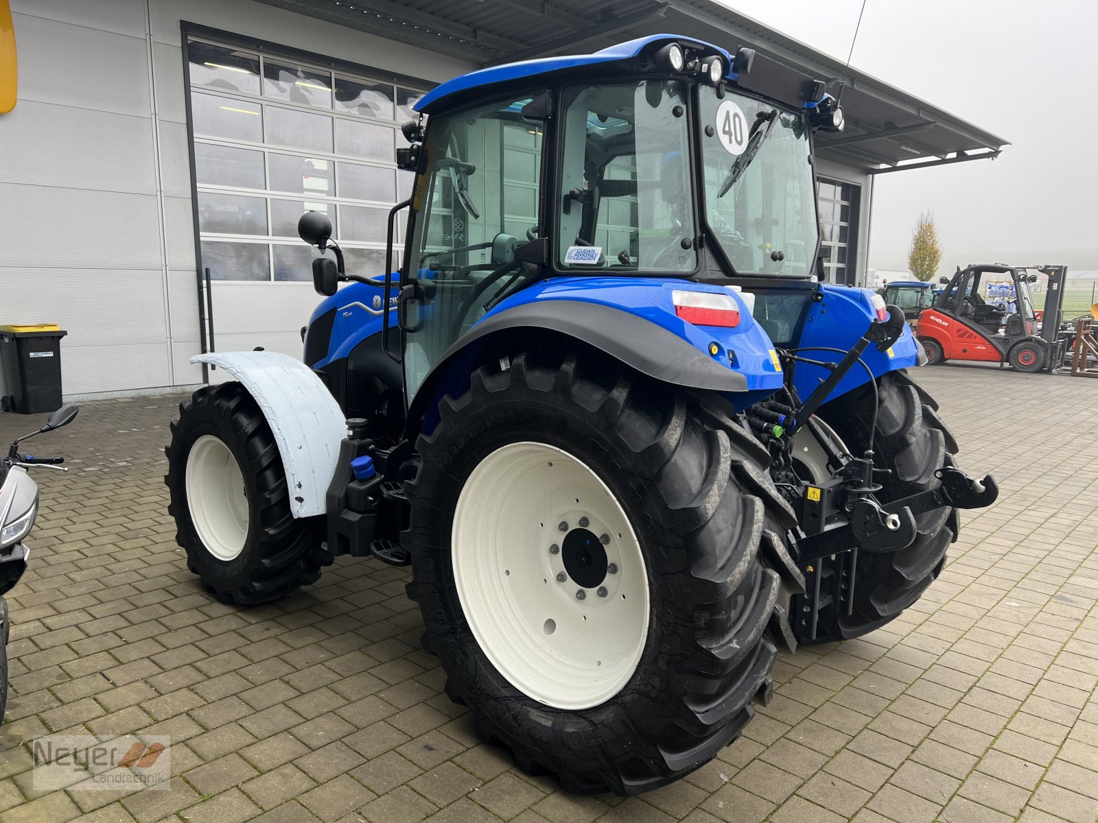 Traktor du type New Holland T5.120 Dual Command, Neumaschine en Bad Waldsee Mennisweiler (Photo 5)