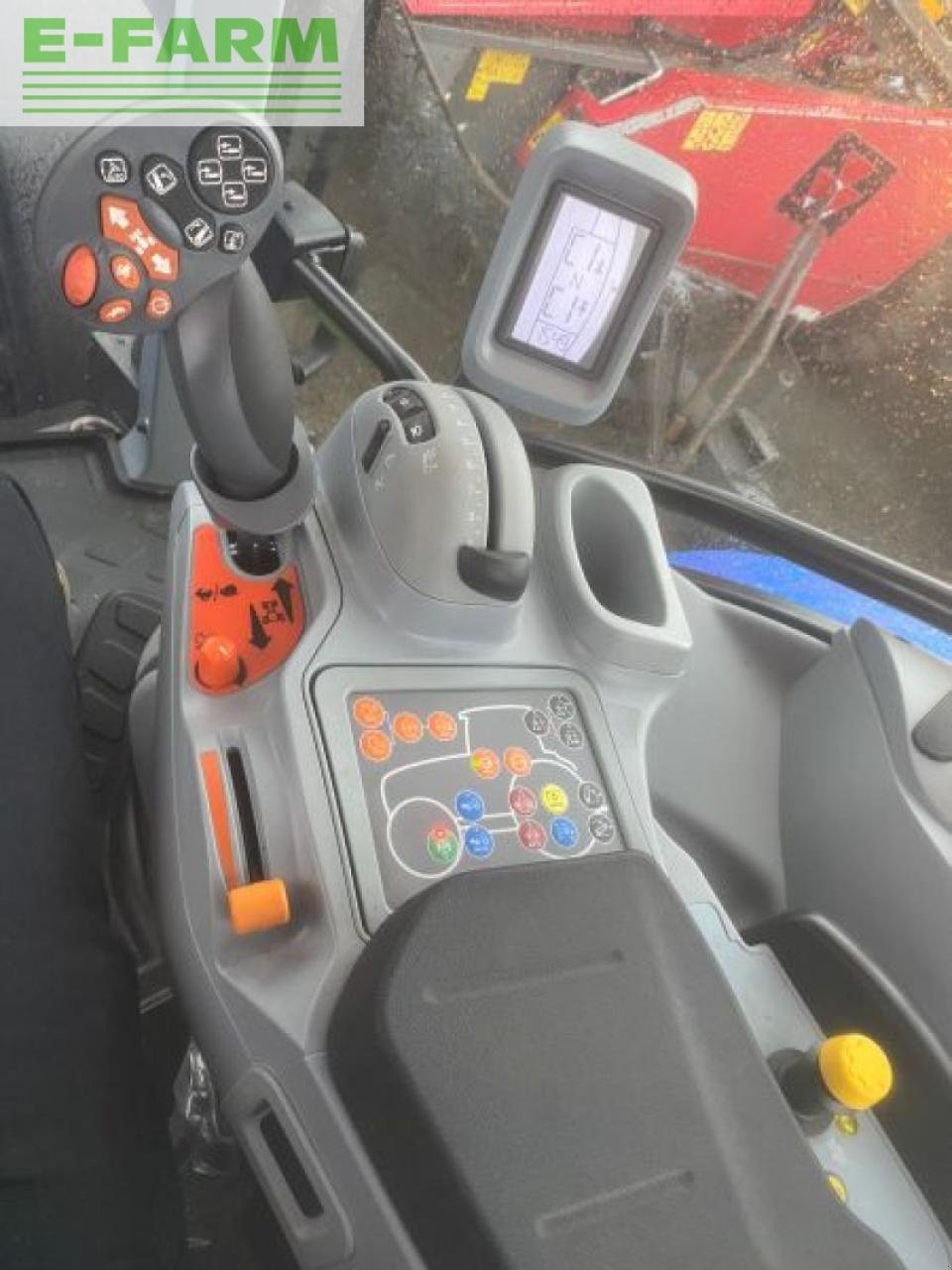 Traktor del tipo New Holland t5.120 dynamic command, Gebrauchtmaschine en SHREWSBURRY (Imagen 7)