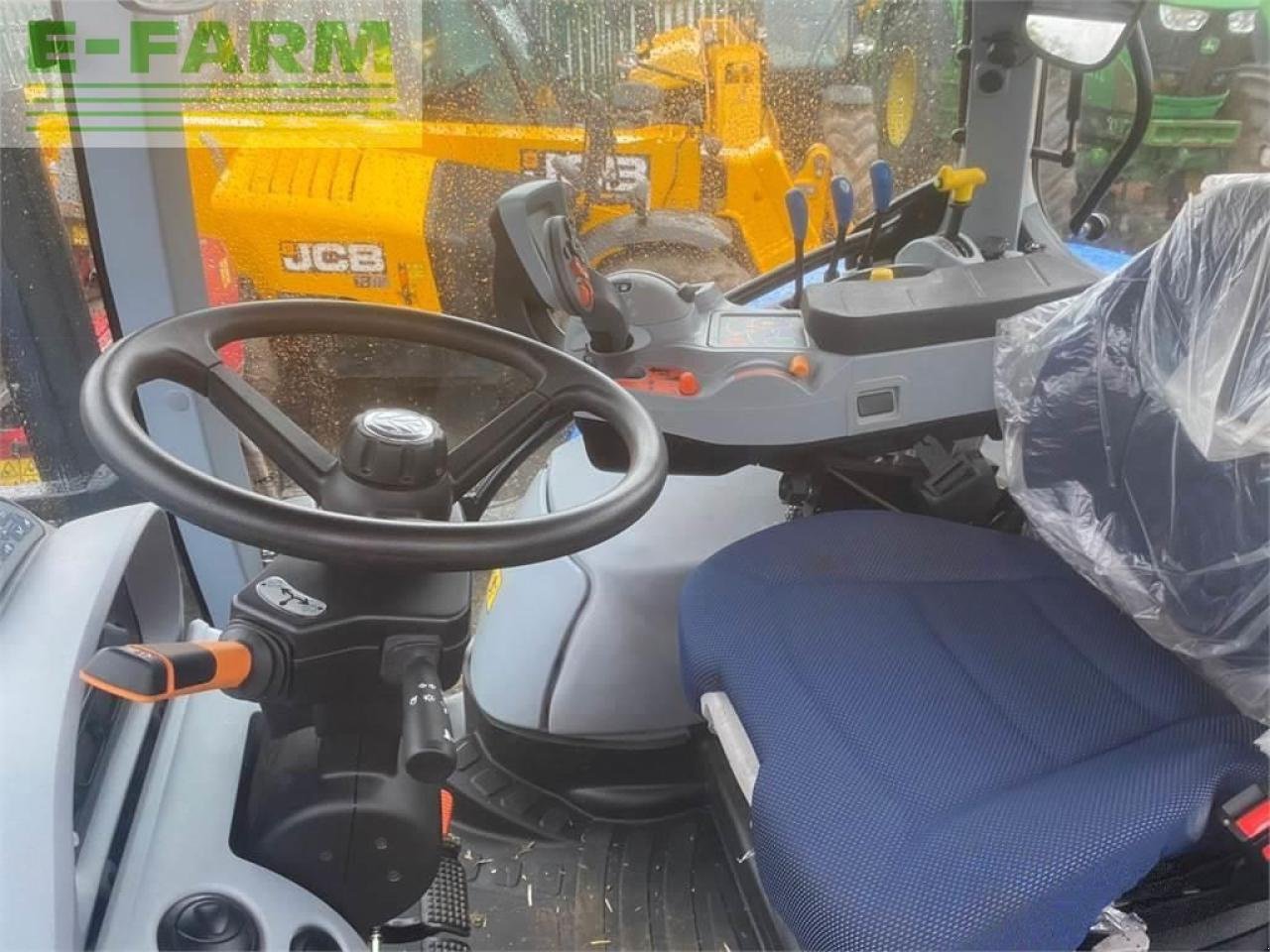 Traktor tipa New Holland t5.120 dynamic command, Gebrauchtmaschine u SHREWSBURRY (Slika 4)