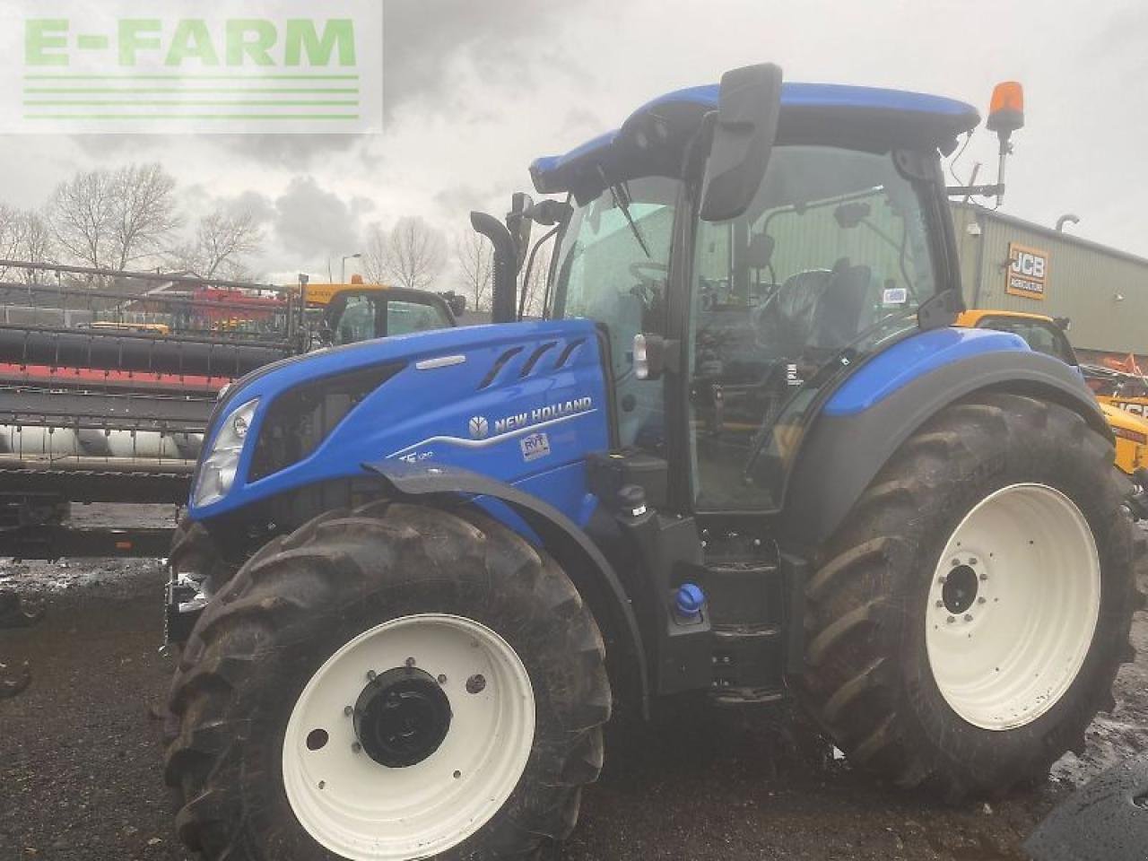 Traktor du type New Holland t5.120 dynamic command, Gebrauchtmaschine en SHREWSBURRY (Photo 1)